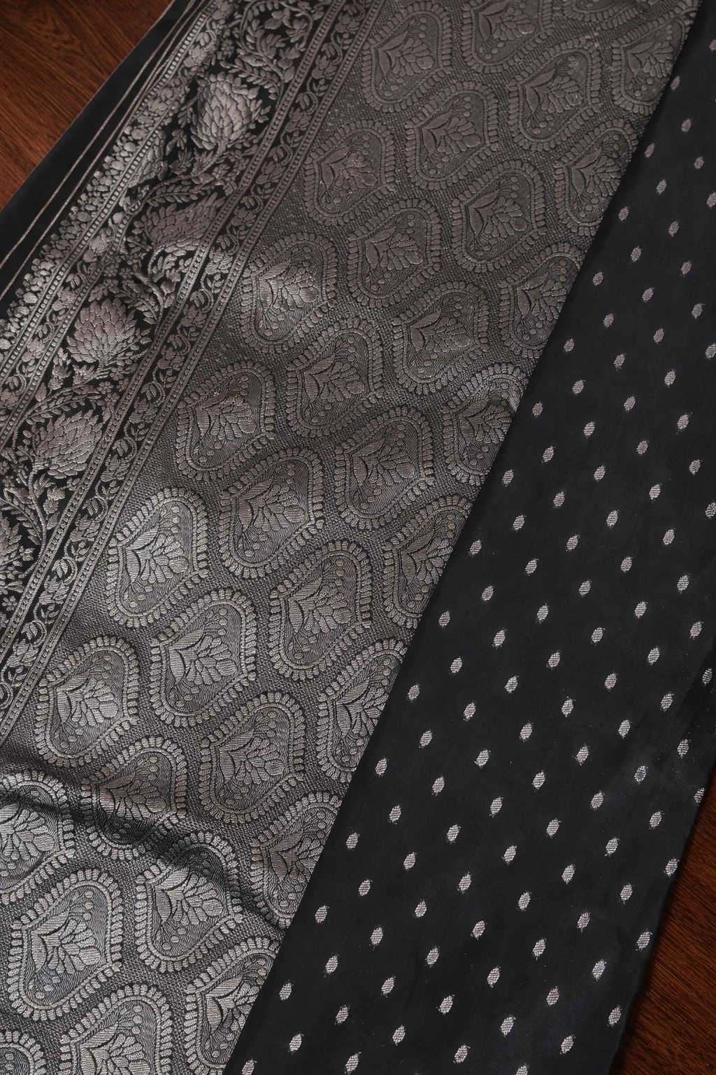 Black Georgette Banarasi Saree with Zari Border – Elegant & Timeless