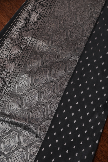 Black Georgette Banarasi Saree with Zari Border – Elegant & Timeless