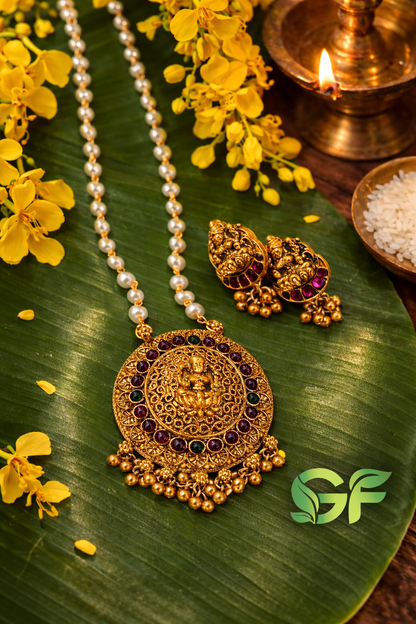 Traditional Temple Pendant Pearl Necklace